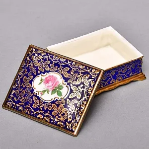 Коллекционная Фарфоровая шкатулка «Бургундия», KAISER Германия, 1956 - 1960 годы.