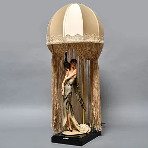 Редкость! Настольная Электрическая Лампа - Светильник «Дама с Павлином», Florence Италия -1987 год.