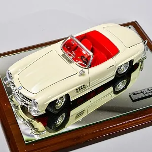 Коллекционная Металлическая Модель «Автомобиль - Mercedes-Benz 300 SL Cabriolet» Германия.