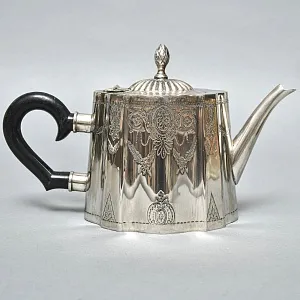 Старинный Заварочный Чайник. Метал Silverplate, SHEFFIELD Англия начало ХХ века. 