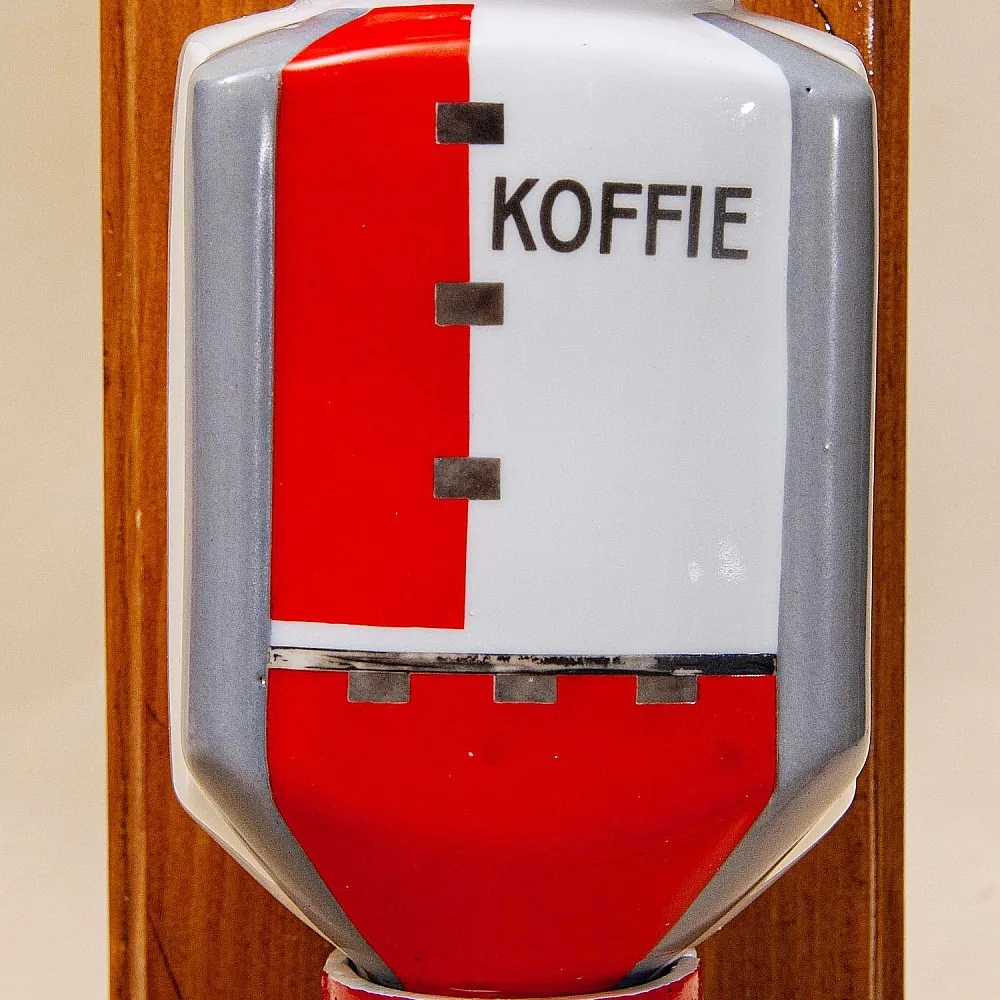 Винтажная Настенная Ручная Кофемолка в стиле АРТ-Деко, Голландия PeDe, середина ХХ века..