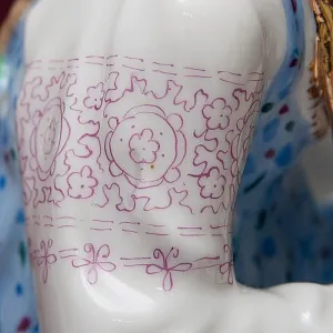 Авторская Фарфоровая статуэтка «Малахитовая шкатулка», СССР Дулево, 50-е года.