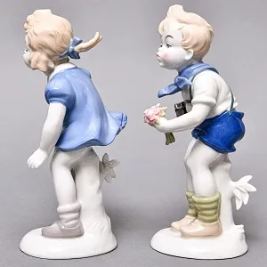 Парные Фарфоровые статуэтки «Дети. Мальчик и Девочка», Wagner & Apel Lippelsdorf Германия, 1949 - 1951 годы. 