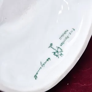 Редкость!!! Фарфоровая Статуэтка «Девочка и Цыплёнок», Карл Энс / Karl Ens Германия, 30-е гг.