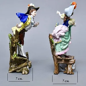 Коллекционные Фарфоровые парные статуэтки «Свидание на мостике», Scheibe-Alsbach Германия.