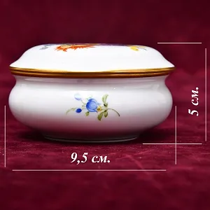 Коллекционная Фарфоровая Шкатулка - Бонбоньерка «MEISSEN Blumen», MEISSEN Германия.