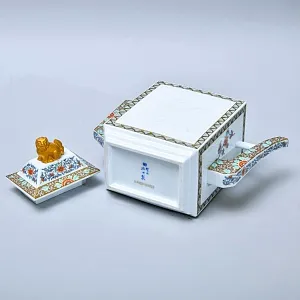 Фарфоровый Чайный сервиз на 4 персоны «Японский символизм», Япония - конец ХХ века.