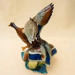 Большая Фарфоровая Статуэтка «Птицы - Взлетающие утки», Hutschenreuther,  Германия -1970 год.