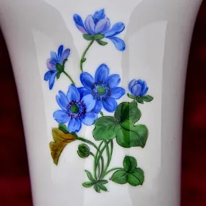 Коллекционная Ваза «Незабудки», Фарфор MEISSEN / МЕЙСЕН Германия - 1984 год.