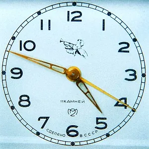 Механические Настольные Часы Будильник «Пионер» СССР - 1957 год.