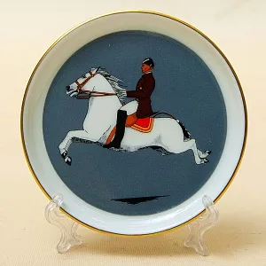 Набор небольших Фарфоровых тарелок «Высшая Испанская Школа Верховой езды в Вене» - 4 шт. Furstenberg Германия.