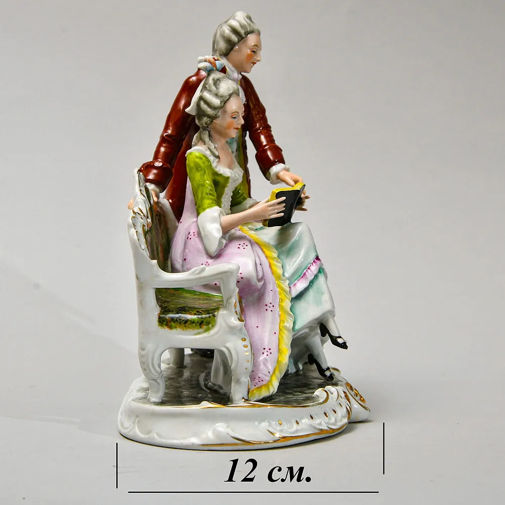 Антикварная Статуэтка «Любовный роман», фарфор Carl Scheidig, Германия начало ХХ века.