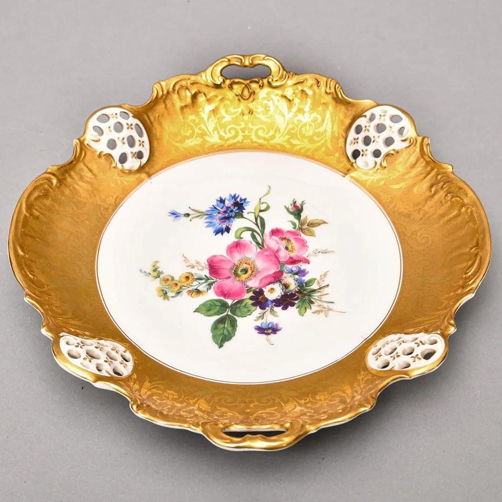 Коллекционное Блюдо - Тарелка с ручками «Букет с васильком», Фарфор ROSENTHAL Германия, 1938 - 1958 годы.