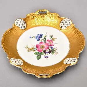 Коллекционное Блюдо - Тарелка с ручками «Букет с васильком», Фарфор ROSENTHAL Германия, 1938 - 1958 годы.
