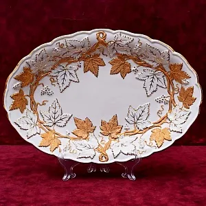 Коллекционное Блюдо - Тарелка - Сухарница «Виноградная Лоза», Фарфор MEISSEN Германия.