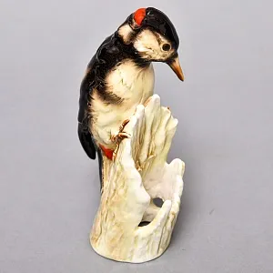 РЕДКАЯ!!! Птица - Фарфоровая Статуэтка «ДЯТЕЛ», GOEBEL Германия - 1972 год.