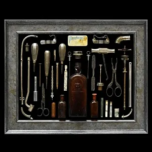 Коллекционное Настенное Панно - Картина «Старинные Медицинские Инструменты», СССР -40гг. ХХ века.