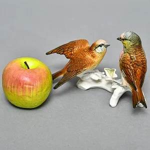 Пара Птиц - Фарфоровая Статуэтка «Чечётки», Karl Ens, Германия - середина ХХ века.