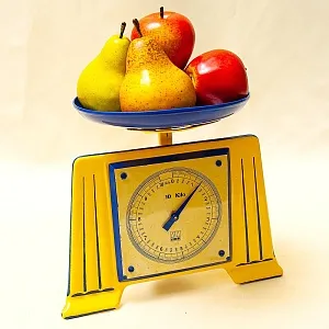 Винтажные Бытовые Кухонные Механические весы на 10 кг., EFFEM Швеция - 1980 год.