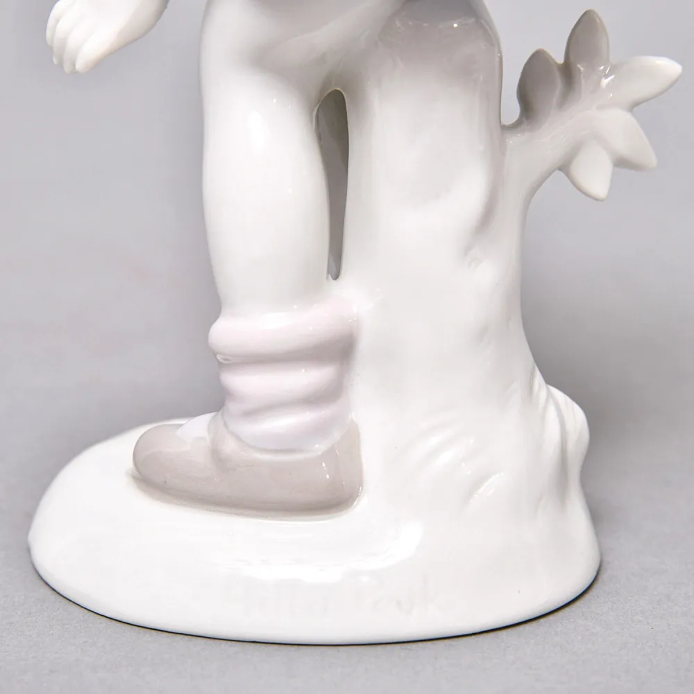 Парные Фарфоровые статуэтки «Дети. Мальчик и Девочка», Wagner & Apel Lippelsdorf Германия, 1949 - 1951 годы. 