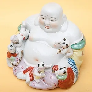 «Хотэй с детьми» Коллекционная Фарфоровая Статуэтка Китай 50 -е годы ХХ века.