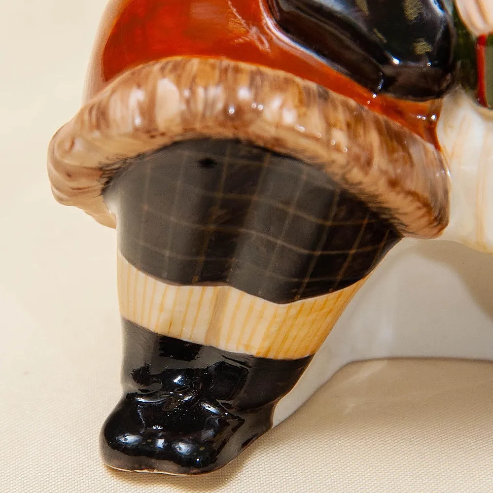 Авторская Коллекционная Фарфоровая Статуэтка «Кумушки», Россия.