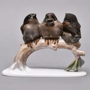 Коллекционная Фарфоровая статуэтка «Птицы. Три птенца на ветке», ROSENTHAL Германия, 50-е гг.