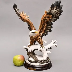 Большая Коллекционная статуэтка Птица - «Орел. Белоголовый орлан», Fanconi Arts Италия.