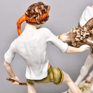 Редкость! Фарфоровая статуэтка «Мальчик и осел», KAISER Германия, 1970 - 1979 годы.