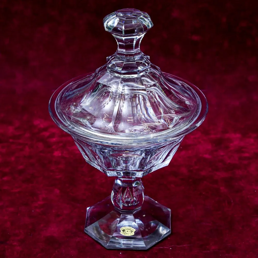 Хрустальная Ваза - Конфетница с крышкой на ножке, VAL SAINT LAMBERT Бельгия.