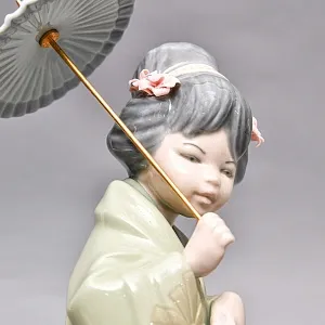 Коллекционная Фарфоровая статуэтка «Гейша с зонтом» Н - 30 см. Lladro, Испания - 1978 год.