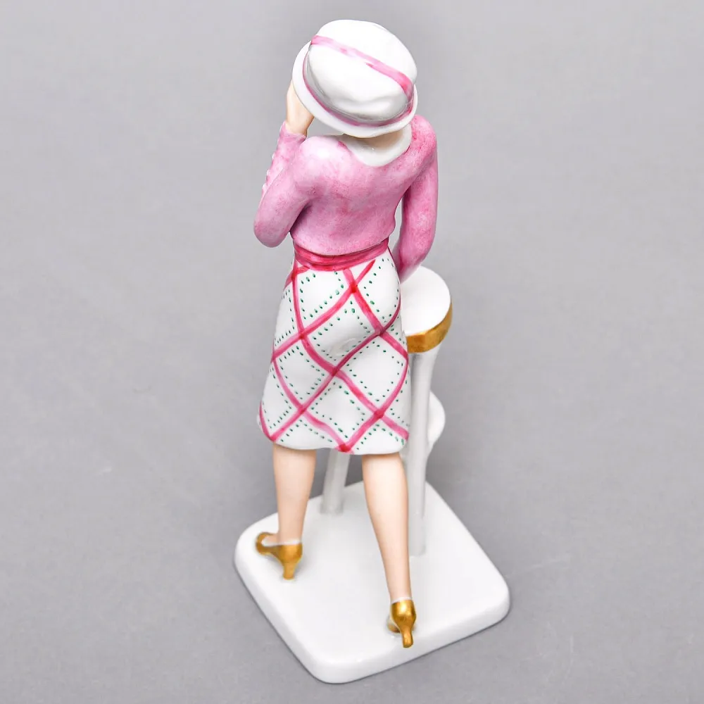 Коллекционная Фарфоровая статуэтка «Девушка в розовом платье», WALLENDORF Германия.