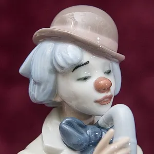 Фарфоровая статуэтка «Клоун с cаксофоном» Lladro, Испания - 1987 год.