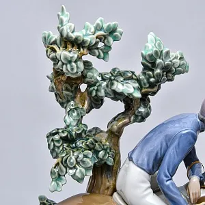 Редкость! Большая Фарфоровая статуэтка «Жокей и девушка», Lladro Испания, 1974 - 1979 годы.