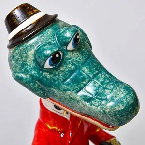 Авторская Коллекционная Фарфоровая Статуэтка «Крокодил Гена», Россия.