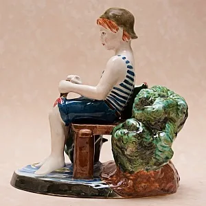 Большая Фаянсовая Статуэтка «Юный Рыбак», Конаковский Фаянс, Россия.