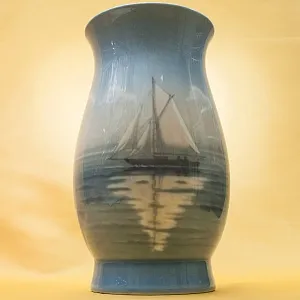 Большая  Фарфоровая Ваза «Белый Парус», B&G Copenhagen Porcelain, Дания - 1970-1983гг.