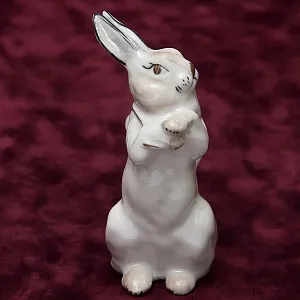 Коллекционная Фарфоровая статуэтка «Заяц с мухоморами», СССР Полонне ЗХК, 50-е гг. 