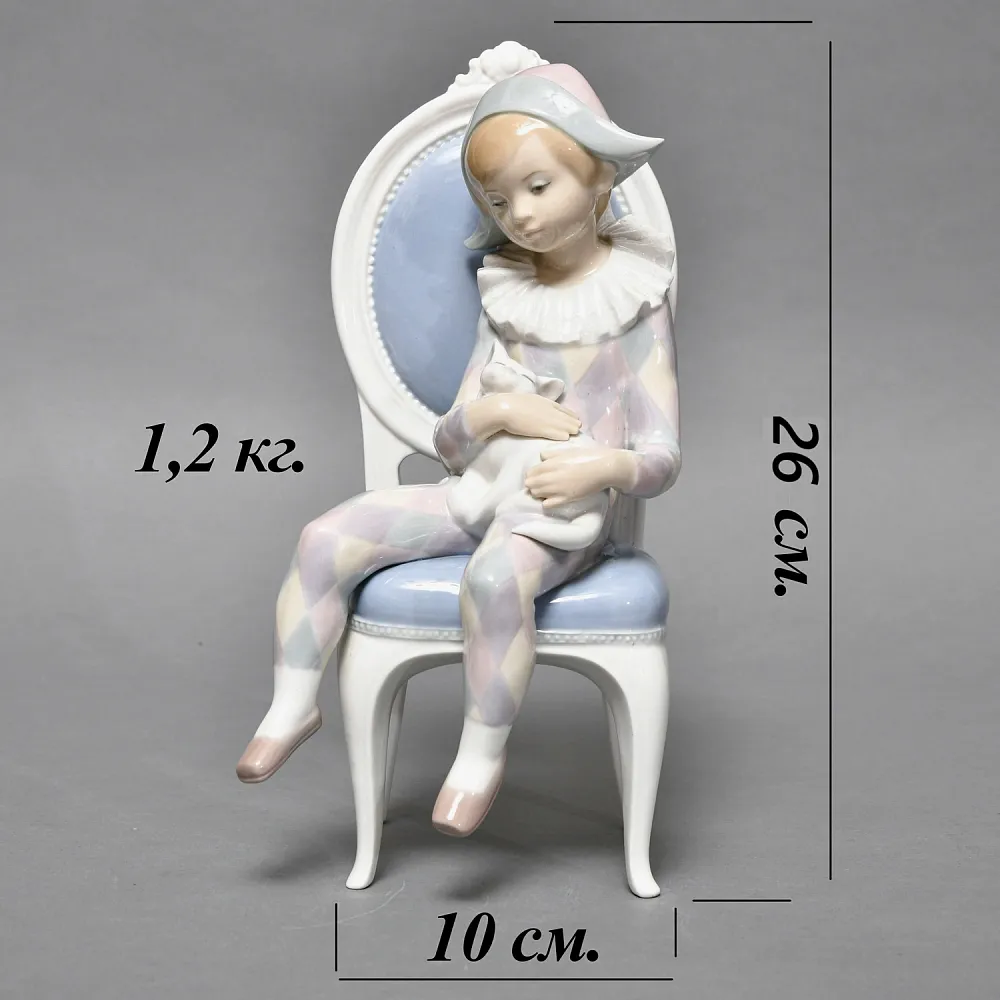 Коллекционная Фарфоровая статуэтка «Маленький Арлекин с кошкой», Lladro (Лядро) Испания.
