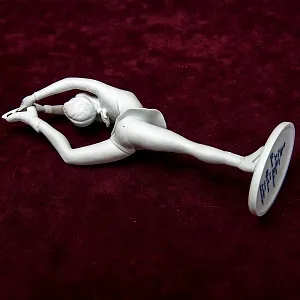 Редкая! Авторская Статуэтка «Фигуристка - Денизе Бильман», фарфор Kaiser, Германия -1979 год.