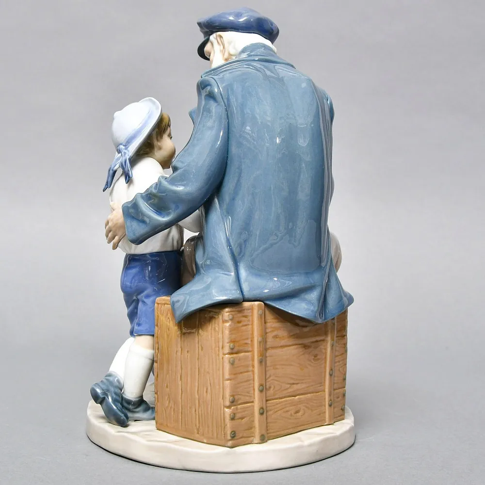Коллекционная Фарфоровая статуэтка «Старый моряк и мальчик», Lladro Испания, 1984 - 2002 годы. 