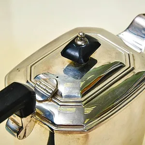 Винтажный Чайно - Кофейный набор из 4-х предметов, SHEFFIELD Англия середина ХХ века.