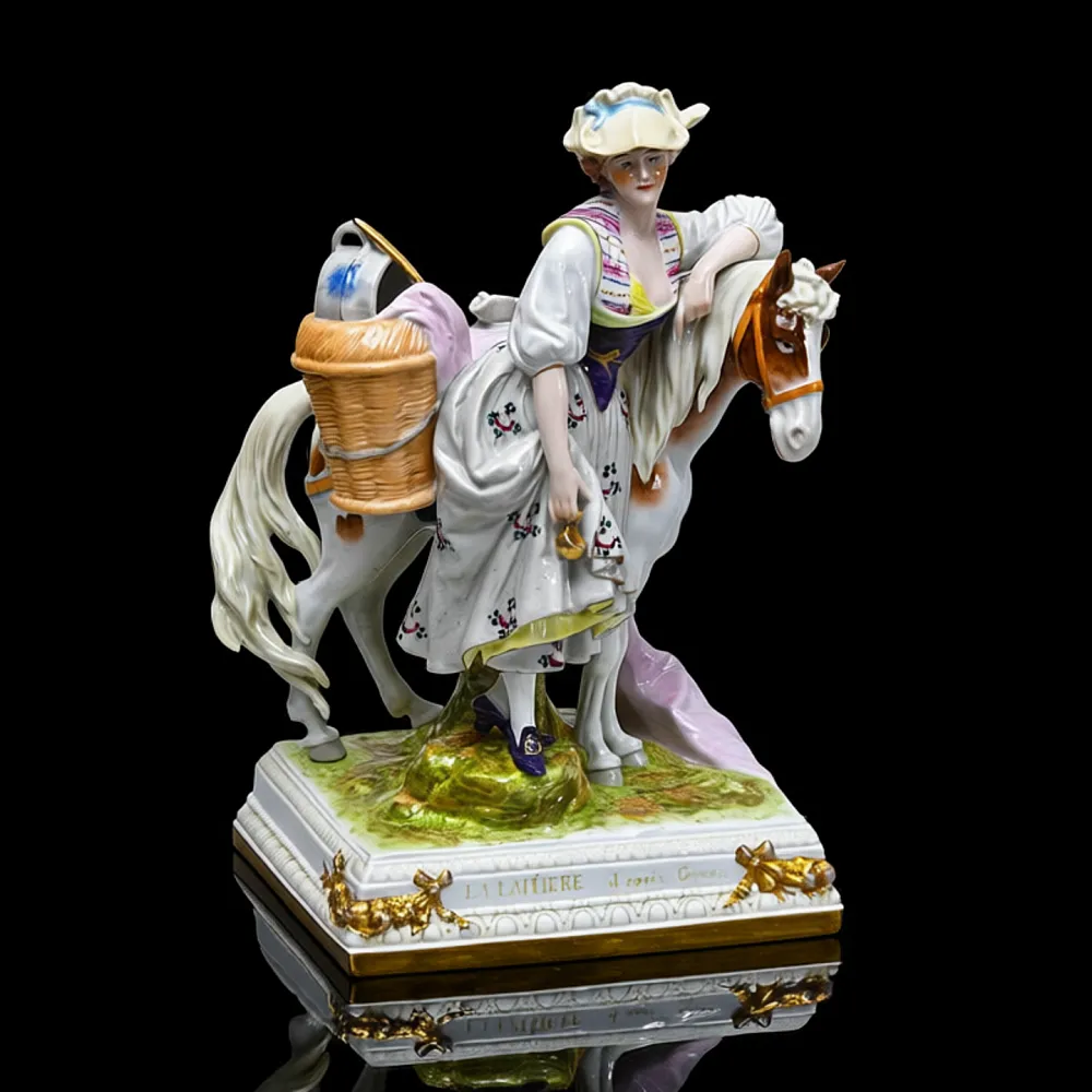 Большая Фарфоровая Статуэтка «Влюбленная молочница», Scheibe-Alsbach Германия, середина ХХ в.