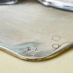 Антикварный Металлический Поднос на ножках, Silverplated, SHEFFIELD Англия.