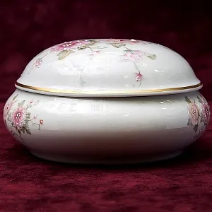 Шкатулка «Цветочная Нежность № 6» Фарфор Лимож Limoges Франция