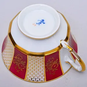 Фарфоровый Набор «Эгоист» - 4 предмета из серии «Золотая снежинка», Furstenberg Германия.