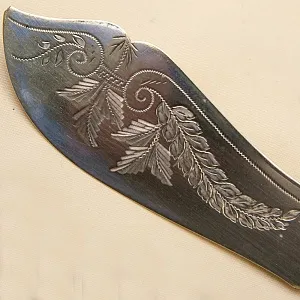 Антикварный Набор для подачи готовых блюд Нож + Вилка, Франция начало ХХ века.