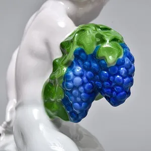 Редкая! Фарфоровая статуэтка «Мальчик с виноградом и собака», ROSENTHAL Германия, первая половина ХХ века. 