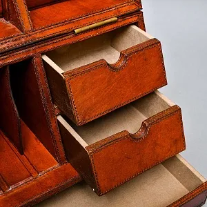 Редкость! Эксклюзивный Кабинетный Настольный Набор Четыре Предмета «БЮРО», Кожа Flamant, Бельгия.