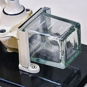 Винтажная Настенная Ручная Кофемолка «Чёрный Кофе», Голландия PeDe, середина ХХ века.